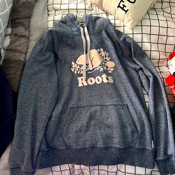 Large, Roots hoodie - Picture 1 of 1